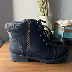 TOP Moda ankle boots with knit detailing